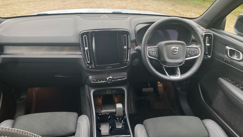 Volvo XC40 175kW Recharge Plus 69kWh 5dr Auto Electric Estate